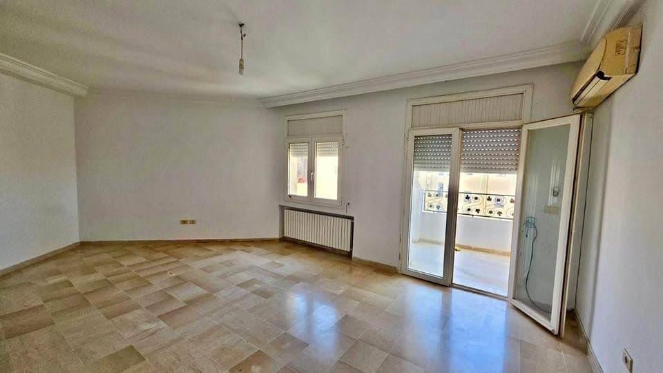 Appartement S+3 à vendre